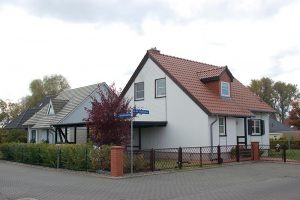 Holzhaus  |  Schwedt/O.  |  BJ 2000